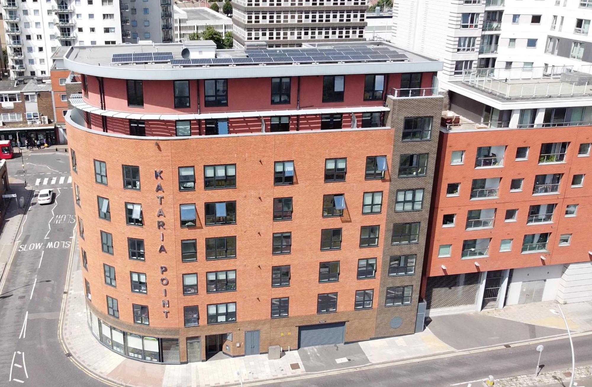 Ilford Tower Apartments Buitenkant foto