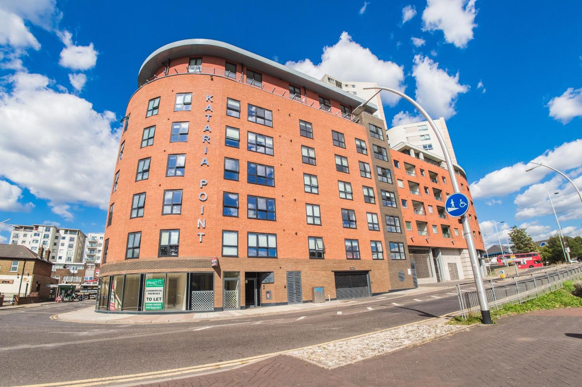 Ilford Tower Apartments Buitenkant foto
